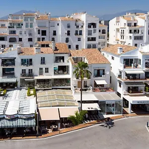 243-fully Renovated-puerto Banus Front Line Penthouse Marbella